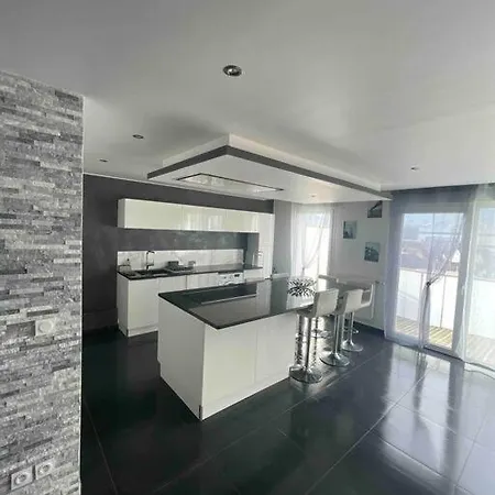 Appartement Grand Avec Vue Magnifique - Vercors - Experience Unique - Wifi Gratuit *